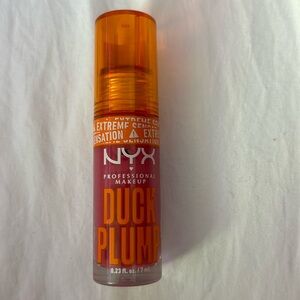 NYX duck plump